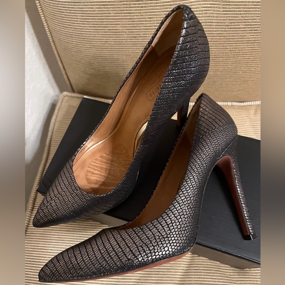 🔥Coach Fawna Embossed Foil Snake Pointed Toe Heels - Size 8.5